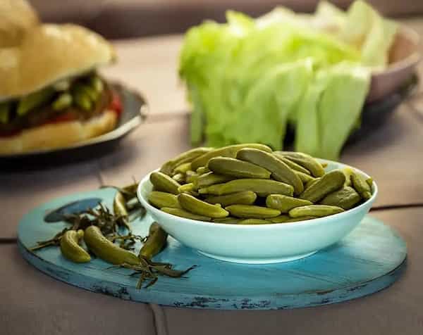 تصویر 4 از خرید خیار شور سرکه ای شیراز  + قیمت فروش استثنایی